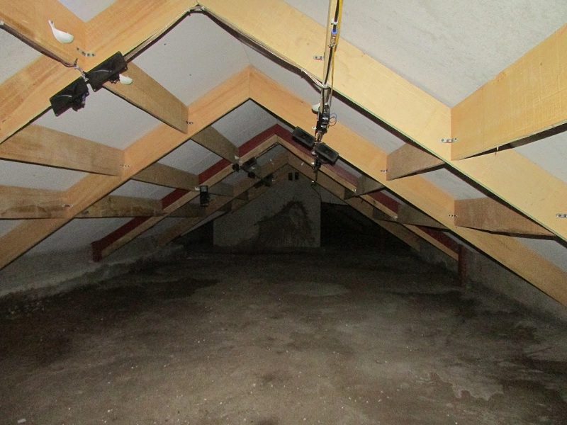 kích thước tối thiểu của phòng lượn là 4 x 4m, chiều cao của phòng làm tổ không thấp hơn 2.1m